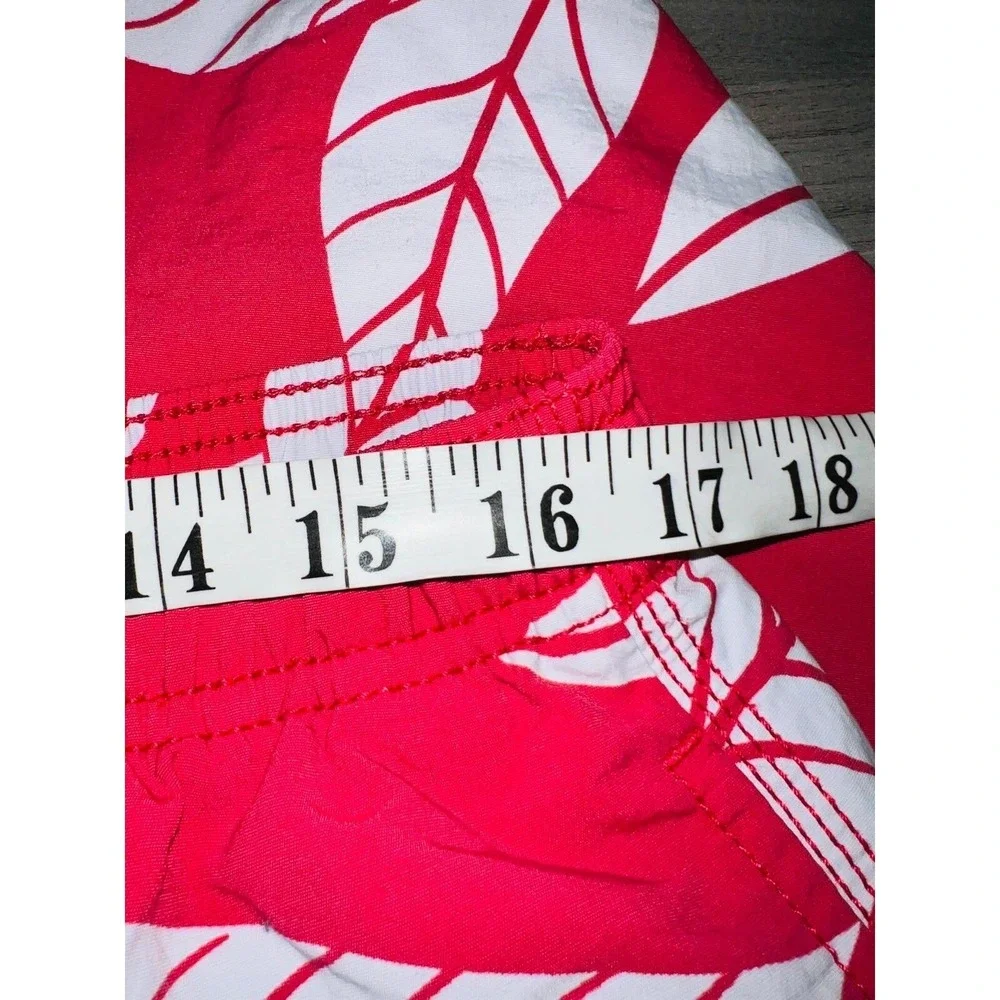 D5‎ Tommy Bahama Swimsuit Trunks Relax Size Large Floral Red 5.5